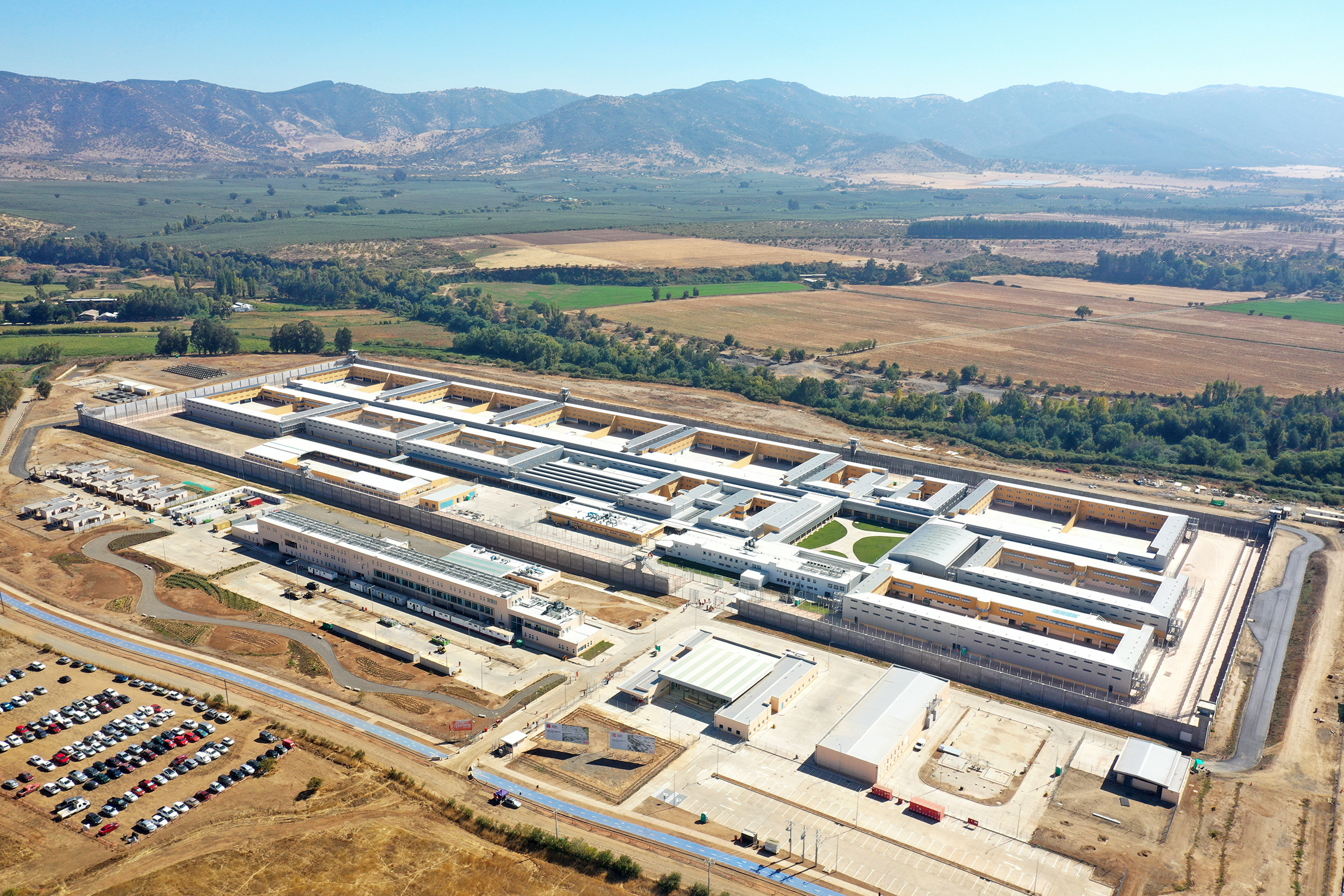 Más de 1.200 reos serán trasladados al nuevo complejo penitenciario de Talca para enfrentar la sobrepoblación carcelaria