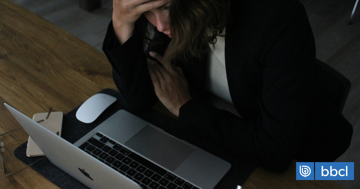 Estudio advierte que el teletrabajo puede aumentar aislamiento y afectar la salud mental